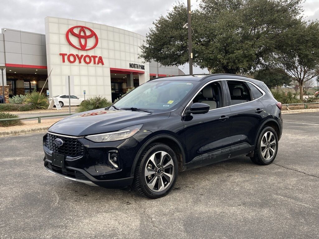 2023 Ford Escape