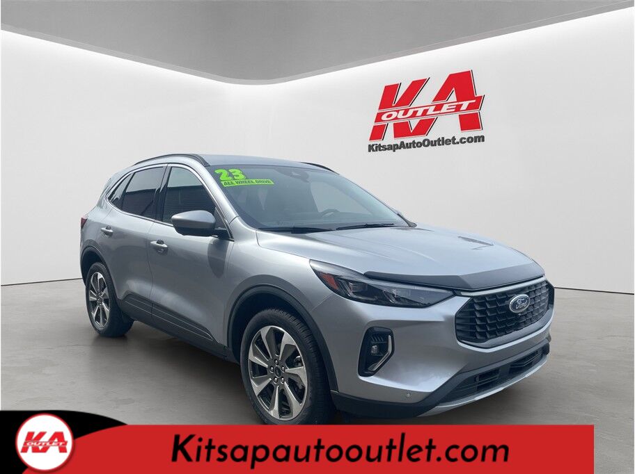 2023 Ford Escape Platinum Sport Utility 4D