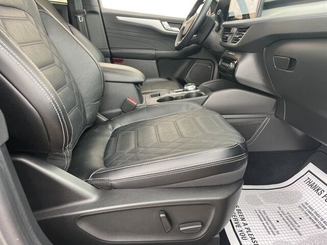 2023 Ford Escape Platinum Watertown SD