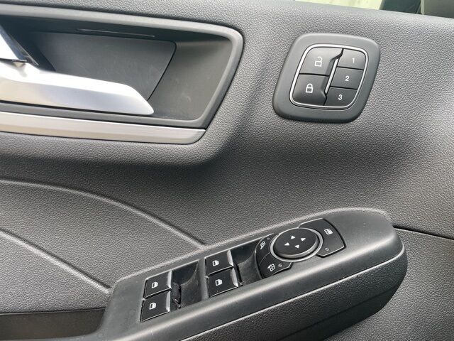 2023 Ford Escape Platinum Watertown SD