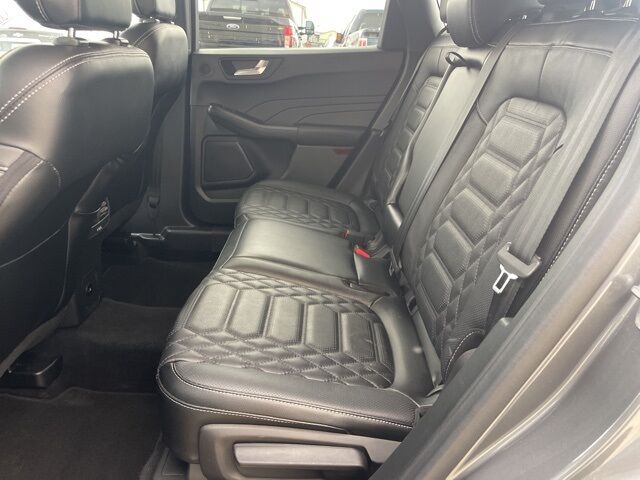 2023 Ford Escape Platinum Watertown SD