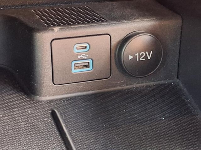 2023 Ford Escape ST-Line  TX