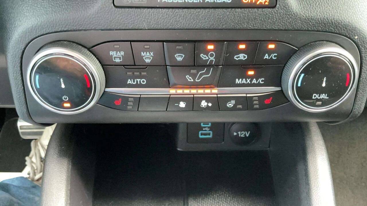 2023 Ford Escape ST Line AWD 4dr SUV Chesterfield MI