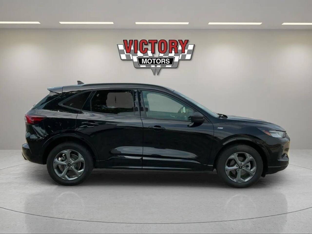 2023 Ford Escape ST Line AWD 4dr SUV Chesterfield MI