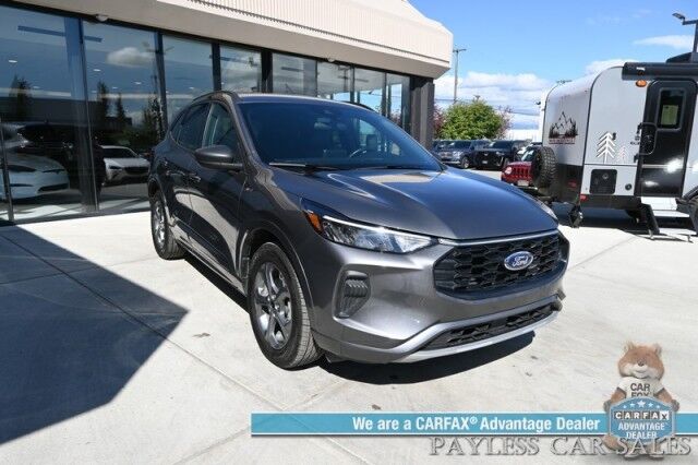 2023 Ford Escape ST-Line / AWD / Auto Start / Cold Weather Pkg / Heated Leather Trim Seats / Heated Steering Wheel / Blind Spot & Lane Departure Alert / Backup Camera / Keyless Entry & Start / Apple CarPlay & Android Auto / 1-Owner Anchorage AK