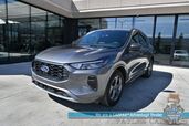 2023 Ford Escape ST-Line / AWD / Auto Start / Cold Weather Pkg / Heated Leather Trim Seats / Heated Steering Wheel / Blind Spot & Lane Departure Alert / Backup Camera / Keyless Entry & Start / Apple CarPlay & Android Auto / 1-Owner