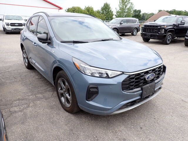 2023 Ford Escape ST-Line AWD *HYBRID* Listowel ON