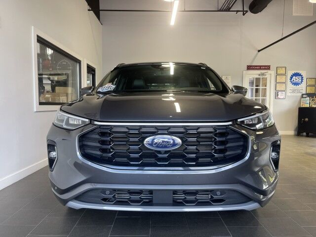 2023 Ford Escape ST-Line Elite Marshfield MA
