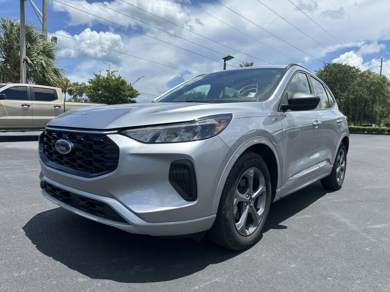 2023 Ford Escape ST-Line