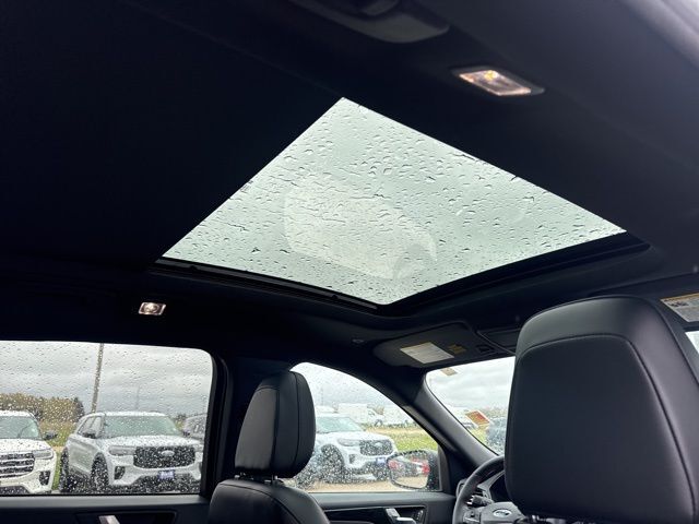 2023 Ford Escape ST-Line Random Lake WI