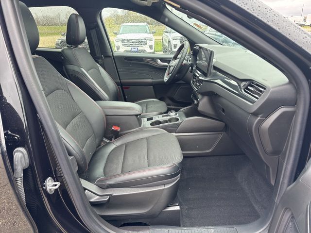 2023 Ford Escape ST-Line Random Lake WI