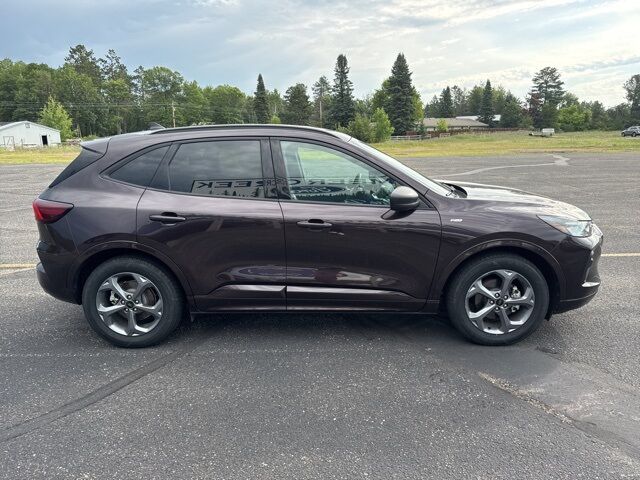 2023 Ford Escape ST-Line Pine River MN