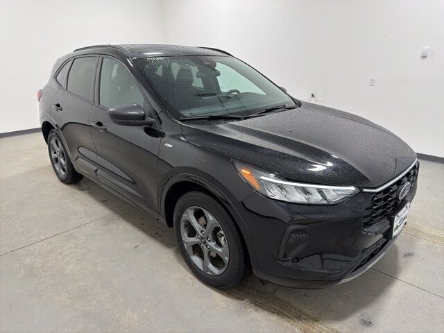 2023 Ford Escape ST-Line Pine River MN