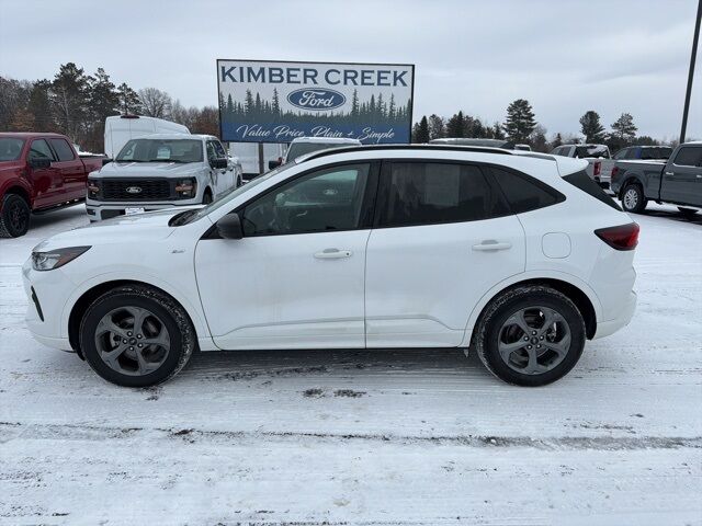 2023 Ford Escape ST-Line Pine River MN
