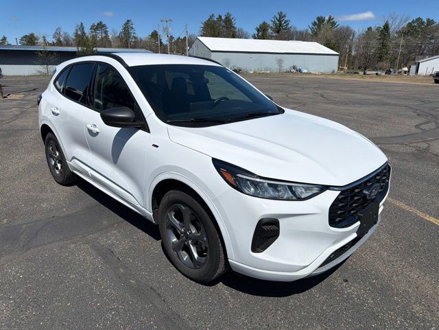 2023 Ford Escape ST-Line Pine River MN