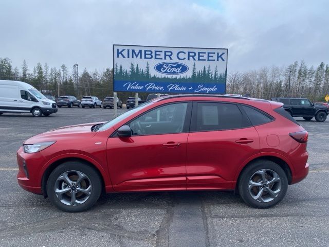 2023 Ford Escape ST-Line Pine River MN