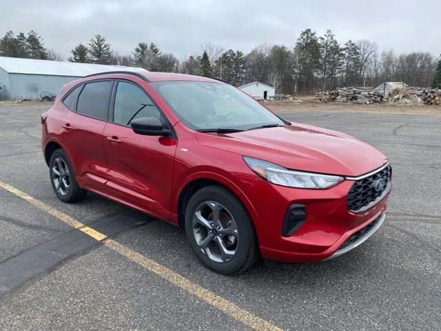2023 Ford Escape ST-Line Pine River MN