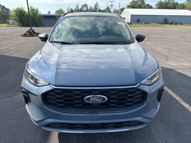 2023 Ford Escape ST-Line Pine River MN