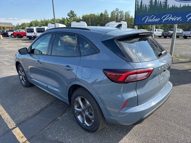 2023 Ford Escape ST-Line Pine River MN