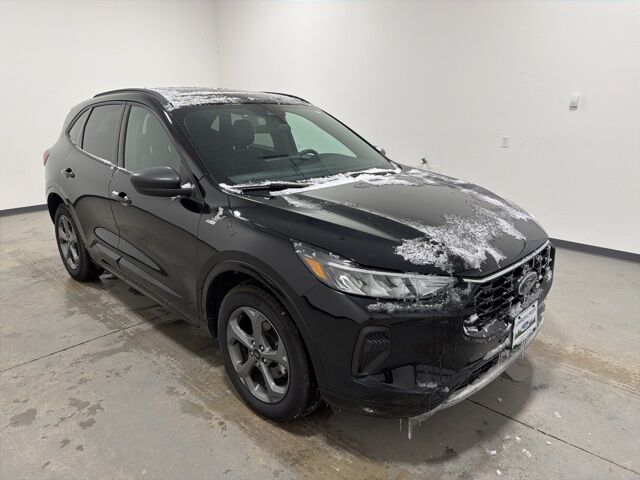 2023 Ford Escape ST-Line Pine River MN