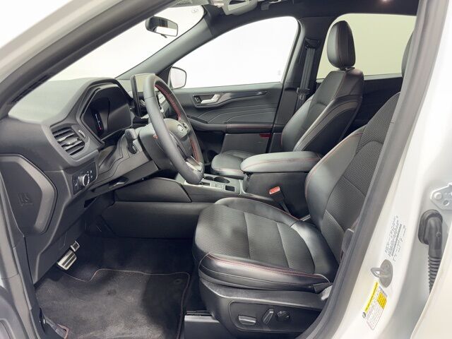 2023 Ford Escape ST-Line Pine River MN