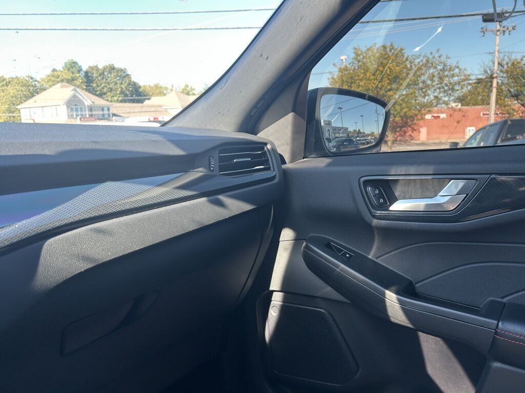 2023 Ford Escape ST-Line Select Crestwood KY