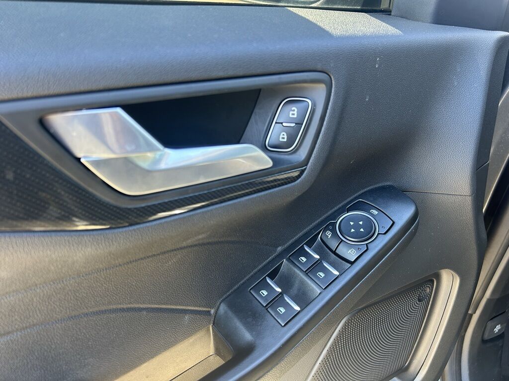 2023 Ford Escape ST-Line Select Crestwood KY