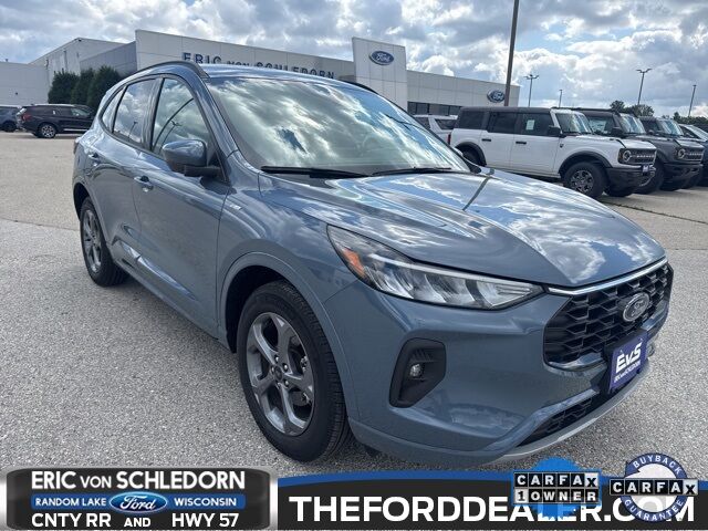 2023 Ford Escape ST-Line Select Milwaukee WI