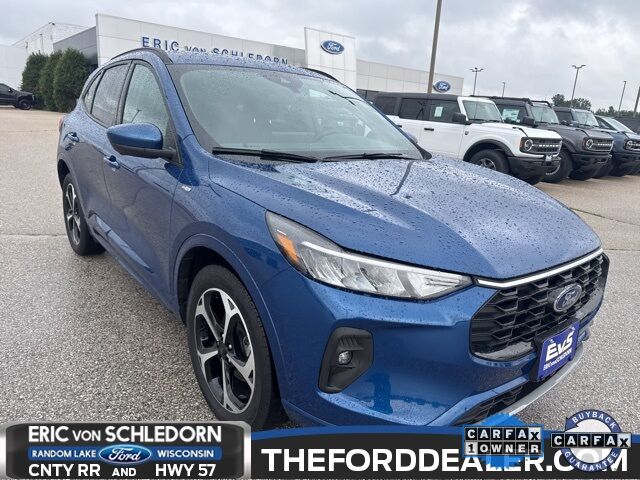 2023 Ford Escape ST-Line Select Milwaukee WI