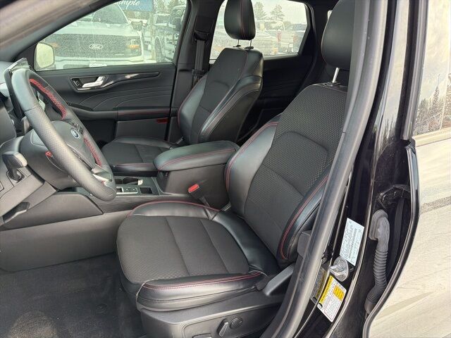 2023 Ford Escape ST-Line Select Pine River MN