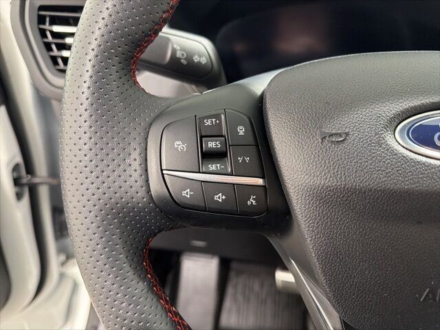 2023 Ford Escape ST-Line Select Pine River MN