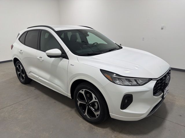 2023 Ford Escape ST-Line Select Pine River MN