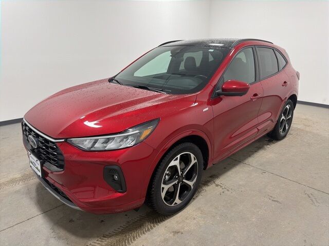 2023 Ford Escape ST-Line Select Pine River MN