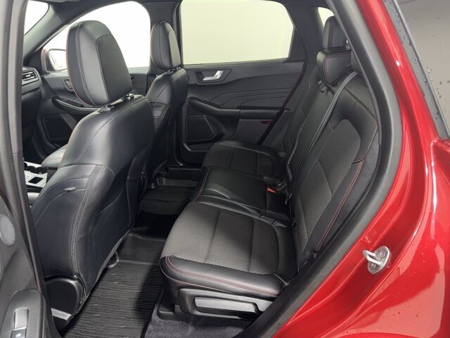 2023 Ford Escape ST-Line Select Pine River MN