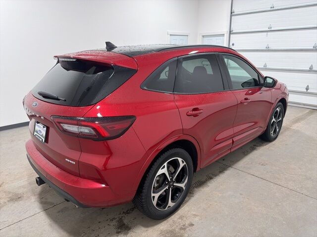 2023 Ford Escape ST-Line Select Pine River MN