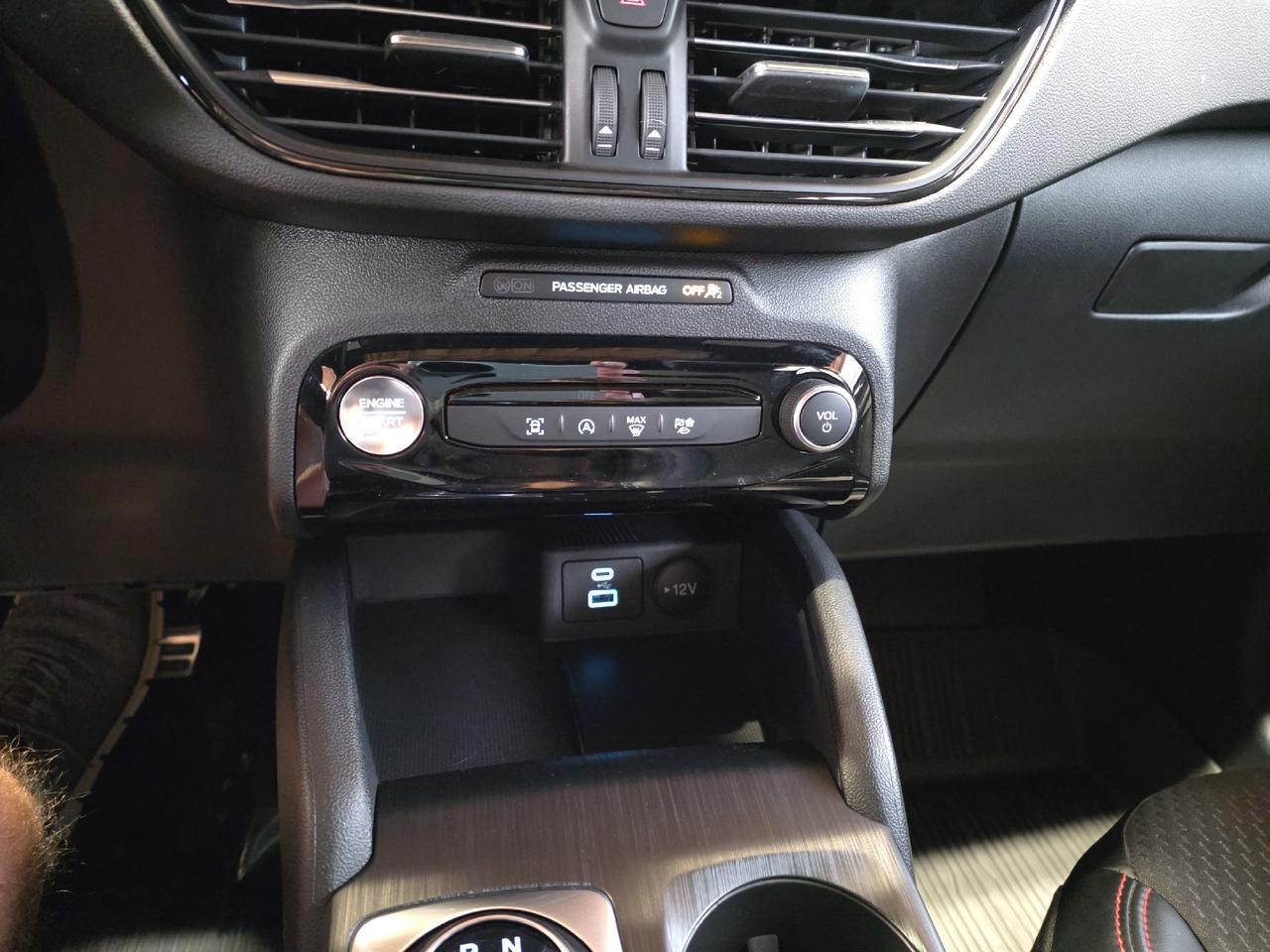 2023 Ford Escape ST-Line Select Sand Lake NY