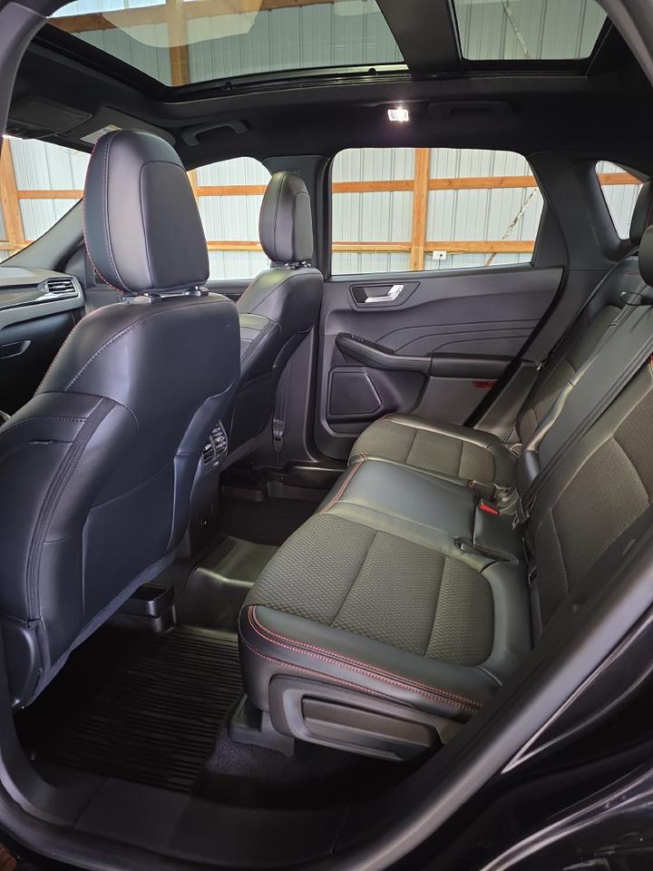 2023 Ford Escape ST-Line Select Sand Lake NY