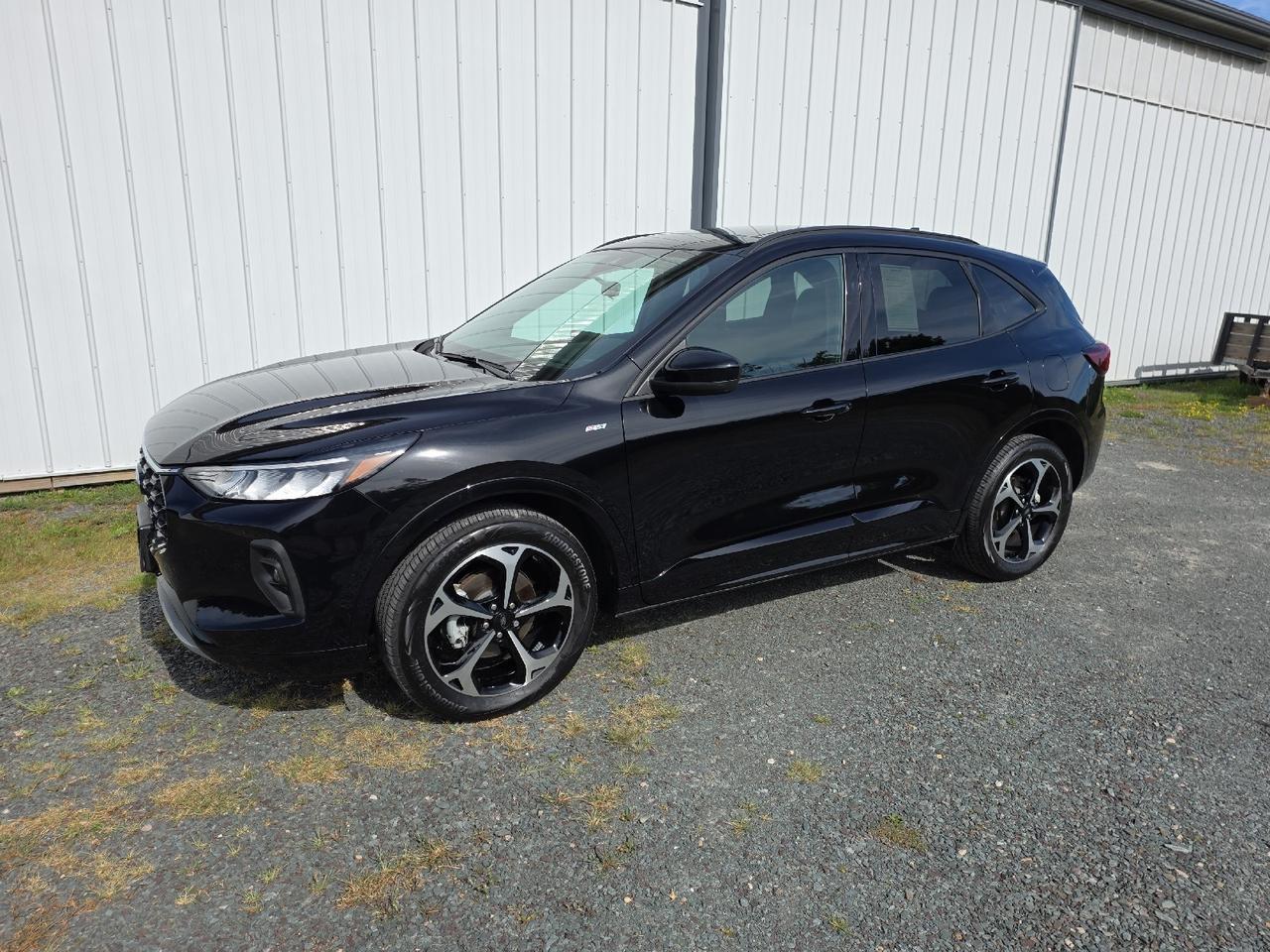 2023 Ford Escape ST-Line Select Sand Lake NY