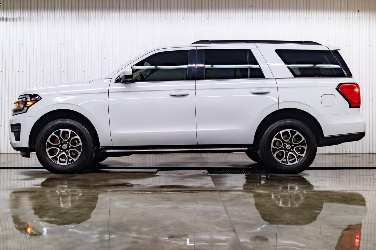 2023 Ford Expedition 4x4 XLT Luxury Leather Nav BCam Red Deer AB