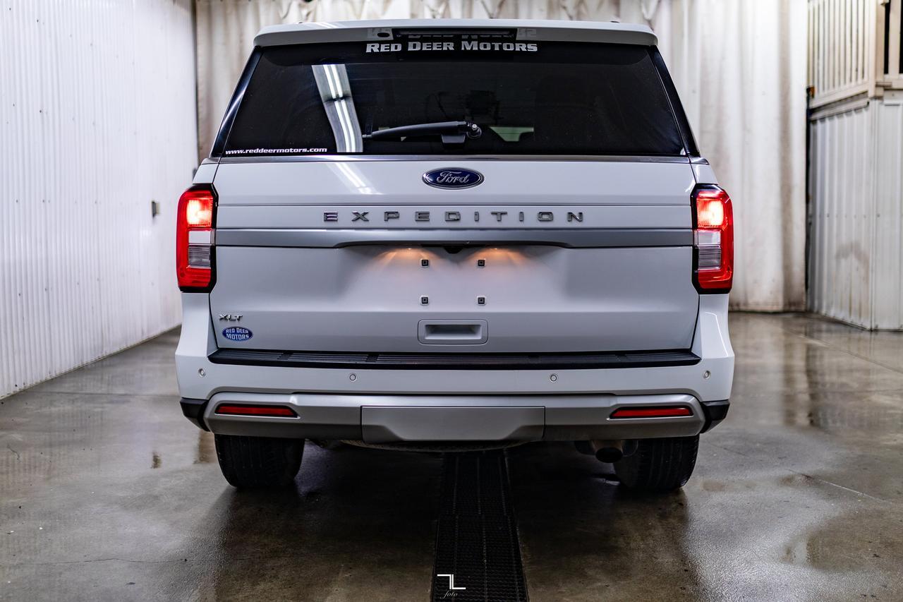 2023 Ford Expedition 4x4 XLT Luxury Leather Nav BCam Red Deer AB