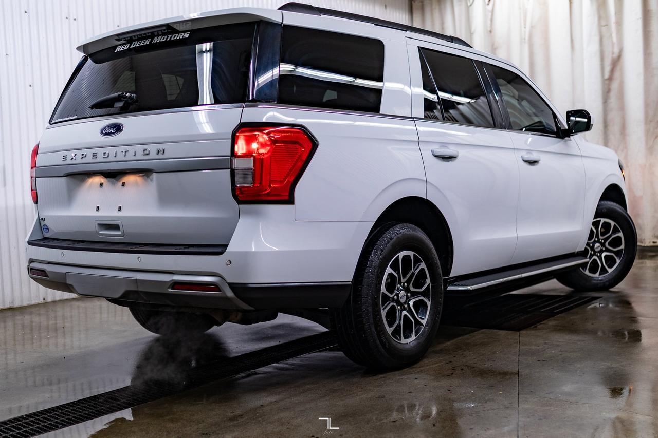 2023 Ford Expedition 4x4 XLT Luxury Leather Nav BCam Red Deer AB