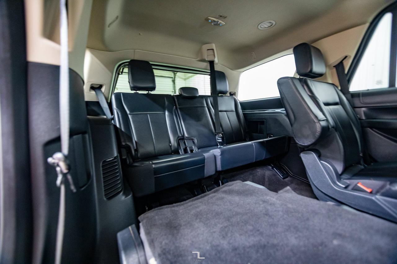 2023 Ford Expedition 4x4 XLT Luxury Leather Nav BCam Red Deer AB