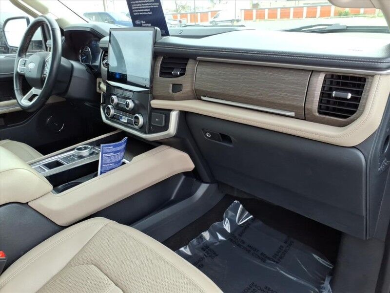 2023 Ford Expedition Limited Del Rio TX