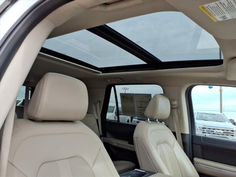 2023 Ford Expedition Limited Del Rio TX