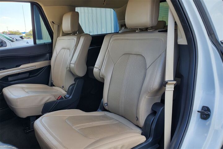 2023 Ford Expedition Limited  TX