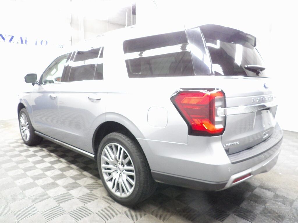 2023 Ford Expedition Limited 4WD 7 Passenger Fond du Lac WI