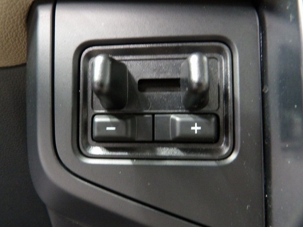2023 Ford Expedition Limited 4WD 7 Passenger Fond du Lac WI