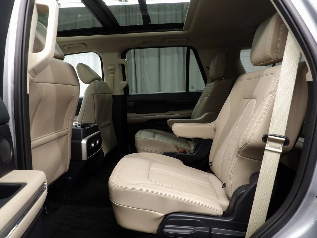 2023 Ford Expedition Limited 4WD 7 Passenger Fond du Lac WI