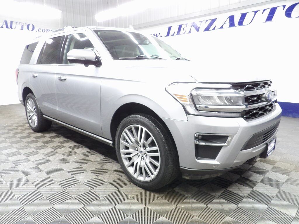 2023 Ford Expedition Limited 4WD 7 Passenger Fond du Lac WI