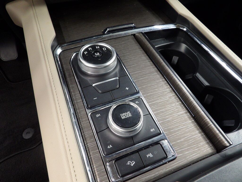 2023 Ford Expedition Limited 4WD 7 Passenger Fond du Lac WI